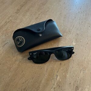 Ray-Ban Black Sunglasses with Case